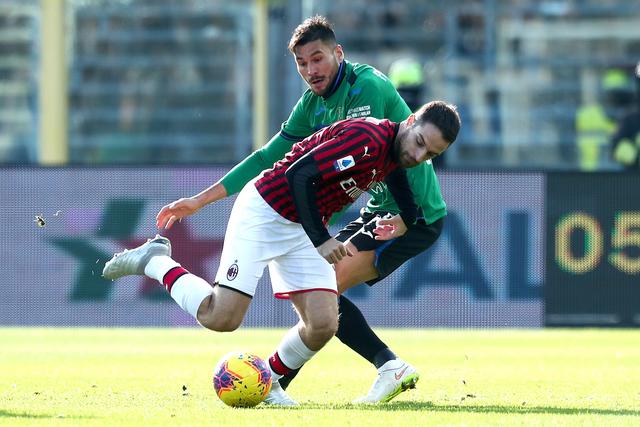 土媒：穆帅致电C罗，询问他是否有意来费内巴切